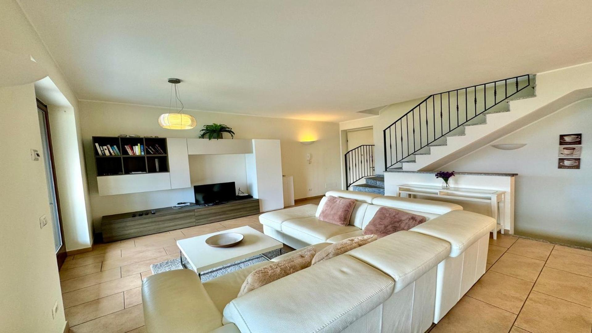Villa Aurelia Плезио Экстерьер фото