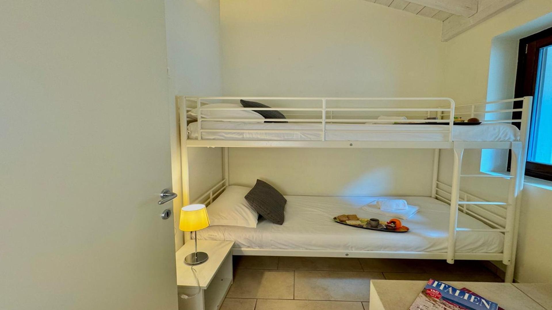 Villa Aurelia Плезио Экстерьер фото